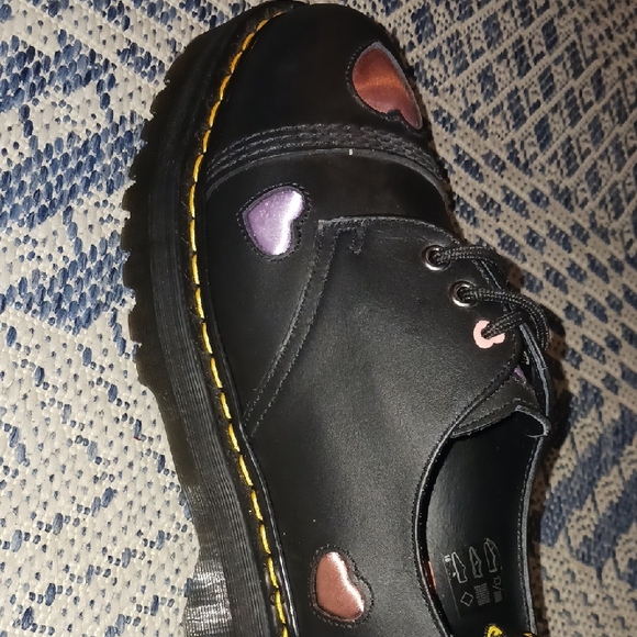 Dr. Martens Black Shoes with Purple Hearts - Picture 6 of 7